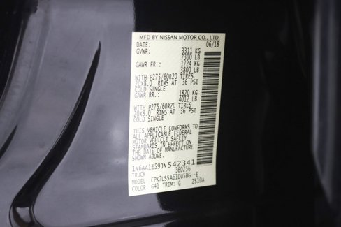 Used 2018 Nissan Titan SV w/ SV Convenience Package image 34