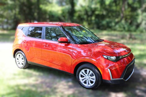 New 2025 Kia Soul LX image 4