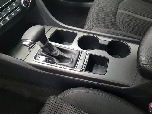 Used 2019 Kia Optima LX image 26