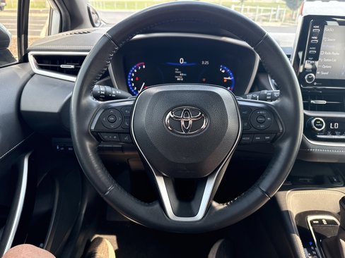 Used 2021 Toyota Corolla XSE image 17