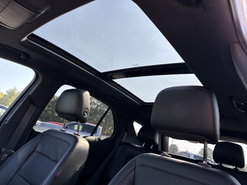 Certified 2022 Chevrolet Equinox RS w/ RS Leather Package image 32