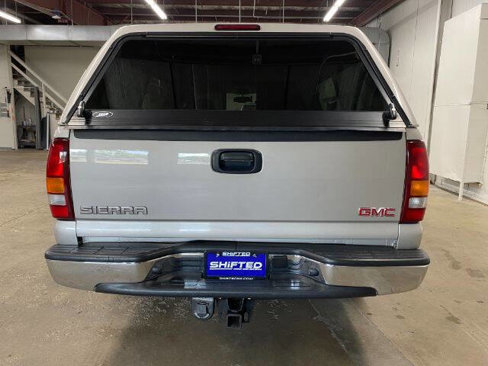 Used 2005 GMC Sierra 1500 SLE w/ Light Duty Power Package image 4