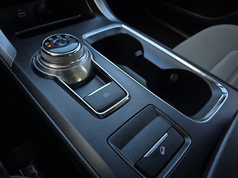 Used 2020 Ford Fusion S image 18