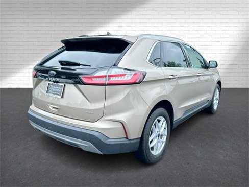 Used 2021 Ford Edge SEL w/ Convenience Package image 10