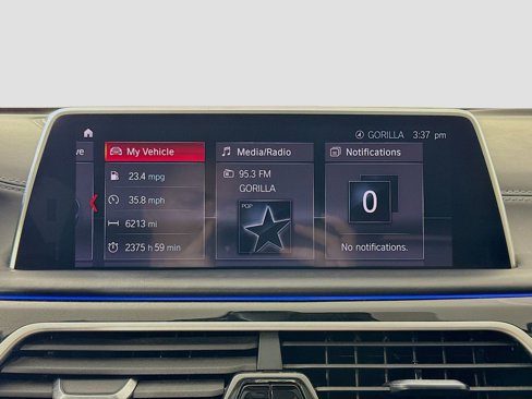 Used 2019 BMW 740i w/ Executive Package image 15