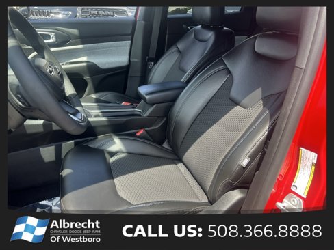Certified 2023 Jeep Compass Latitude w/ Convenience Group image 11