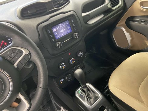 Used 2018 Jeep Renegade Sport w/ Power & Air Group image 21
