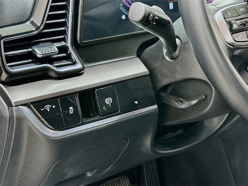 Used 2023 Kia Sportage EX image 10