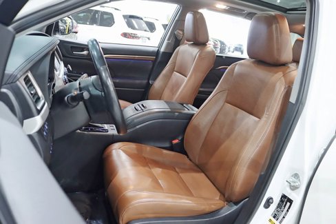 Used 2019 Toyota Highlander Limited Platinum image 24