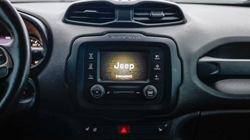 Used 2016 Jeep Renegade Limited image 15