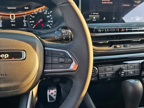 New 2025 Jeep Compass Latitude w/ Altitude Special Edition image 27