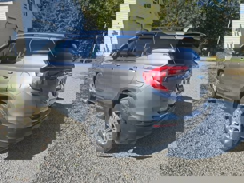 Used 2019 GMC Terrain SLE image 3