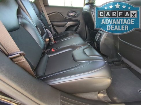 Used 2020 Jeep Cherokee Latitude Plus image 19