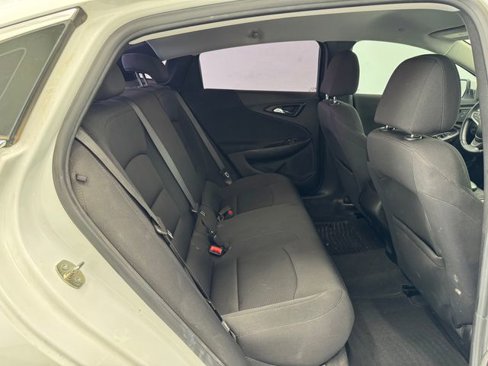 Used 2022 Chevrolet Malibu RS image 17