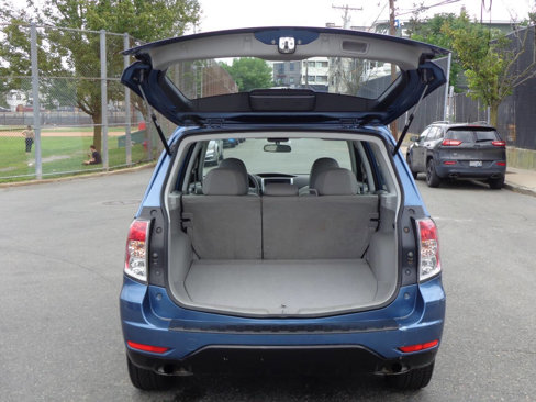Used 2010 Subaru Forester 2.5X image 9