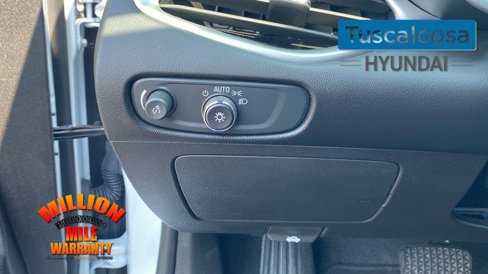 Used 2024 Chevrolet Malibu LT image 16
