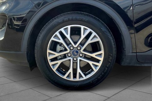 Certified 2020 Ford Escape SEL image 10