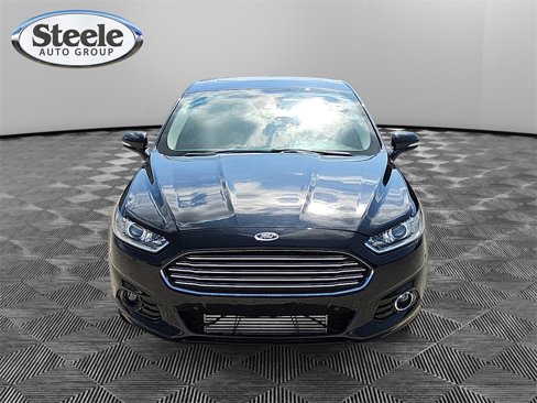 Used 2015 Ford Fusion Titanium image 8