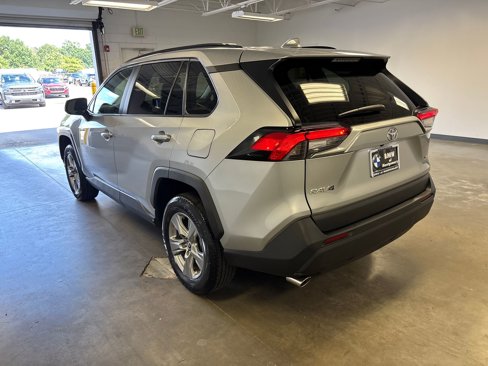Used 2024 Toyota RAV4 XLE image 3