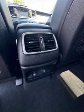 Used 2018 Kia Sorento EX image 16