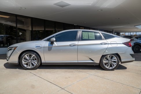 Used 2018 Honda Clarity Touring image 4