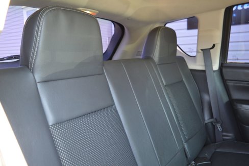 Used 2014 Jeep Compass Latitude image 23