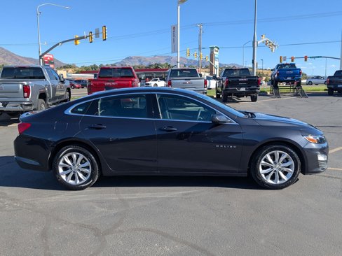 Used 2023 Chevrolet Malibu LT image 2