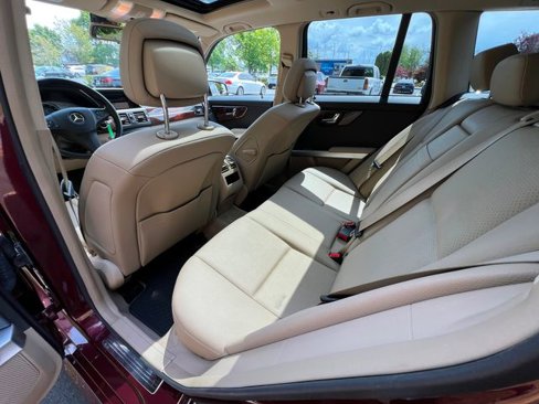 Used 2011 Mercedes-Benz GLK 350 4MATIC image 21