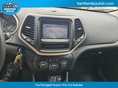 Used 2014 Jeep Cherokee Sport image 22