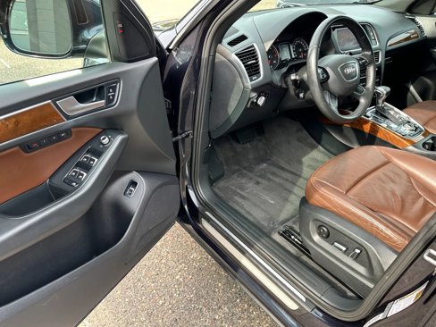 Used 2015 Audi Q5 2.0T Premium Plus w/ Technology Package image 9