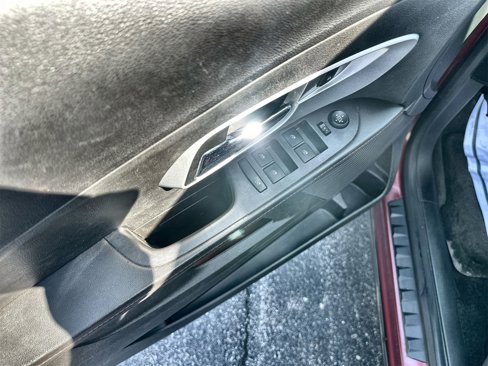 Used 2012 Chevrolet Equinox LT w/ Driver Convenience Package image 20