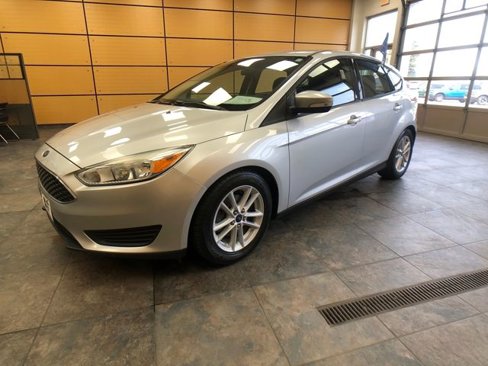 Certified 2016 Ford Focus SE image 3