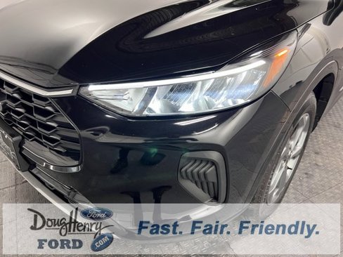 Used 2024 Ford Escape ST-Line image 10
