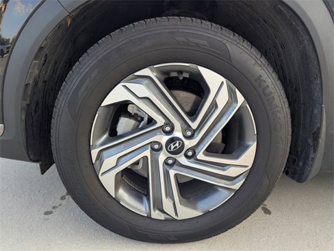 Used 2023 Hyundai Santa Fe SEL w/ Winter Weather Package image 7