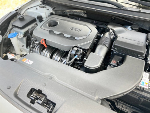 Used 2017 Hyundai Sonata Sport w/ Value Edition Package 02 image 19