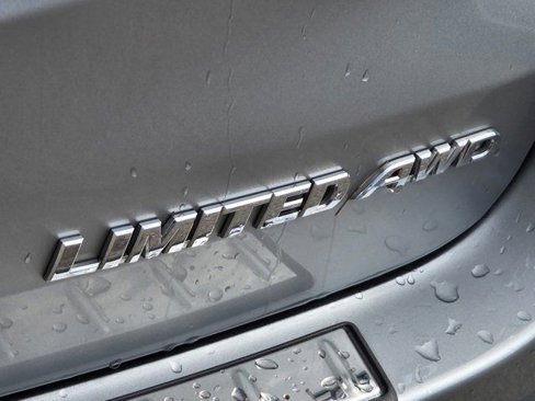 Used 2019 Toyota Highlander Limited Platinum image 25