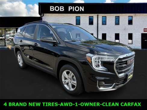 Used 2022 GMC Terrain SLE w/ Driver Convenience Package image 3
