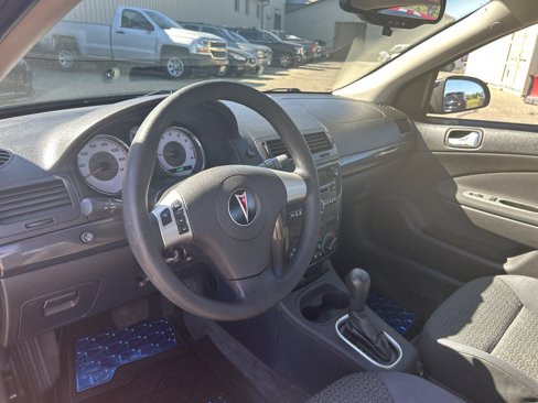 Used 2009 Pontiac G5 image 7