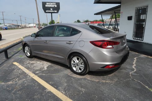 Used 2020 Hyundai Elantra SEL w/ Convenience Package (C2) image 4
