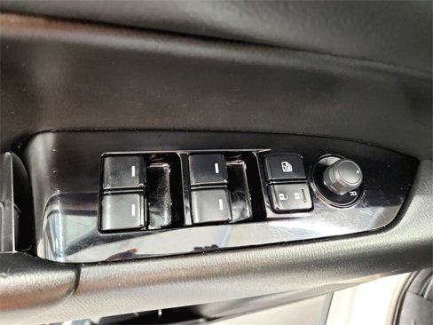 Used 2020 MAZDA CX-5 Touring image 26
