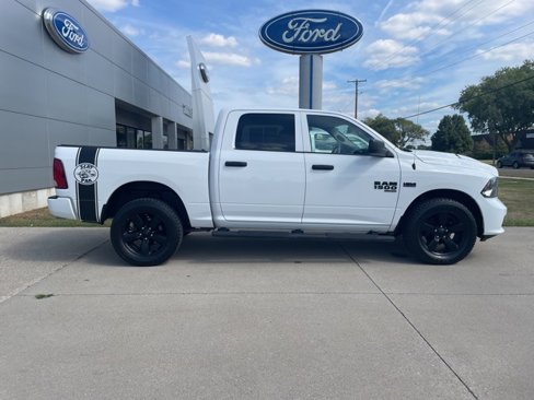 Used 2019 RAM 1500 Express w/ Wheel & Sound Group image 17