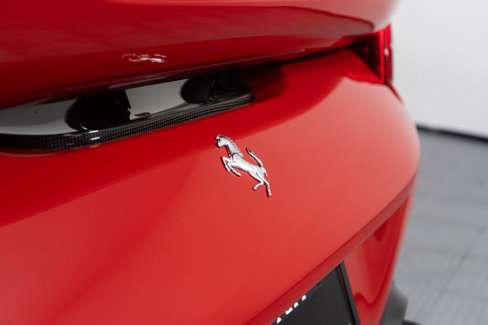 Used 2023 Ferrari F8 Tributo image 18