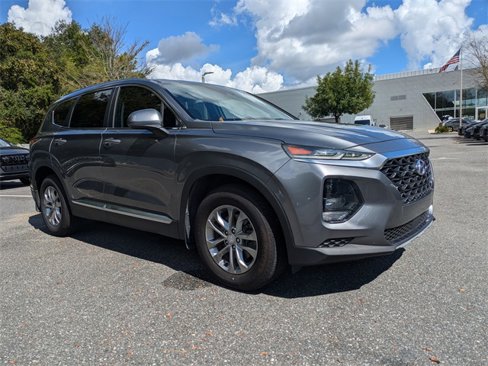 Used 2019 Hyundai Santa Fe SE image 11
