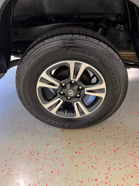Used 2020 Toyota Tacoma SR5 image 17