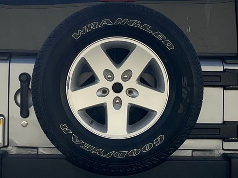 Used 2018 Jeep Wrangler Unlimited Sport S image 17