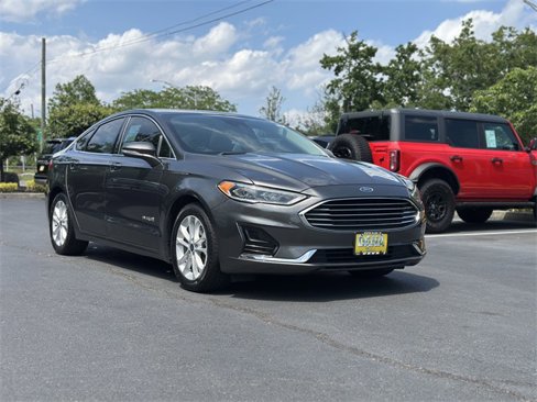 Certified 2019 Ford Fusion SEL image 47