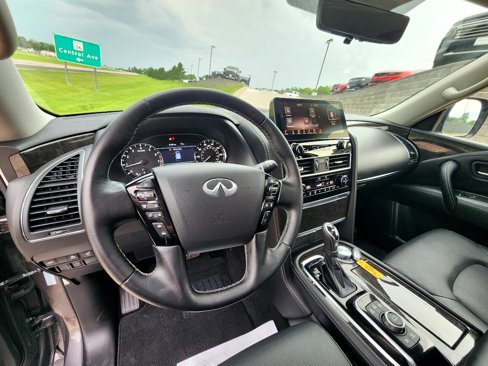 Used 2024 INFINITI QX80 Luxe image 14