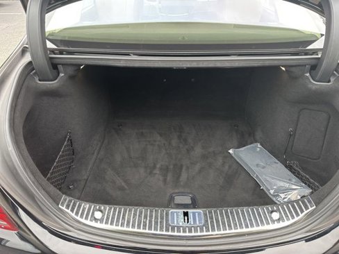 Used 2018 Mercedes-Benz S 560 Sedan image 24