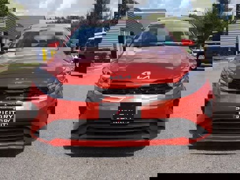 Used 2023 Kia Forte LXS image 5