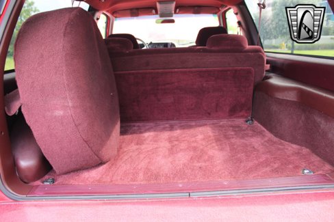 Used 1995 Chevrolet Tahoe 4WD 2-Door image 17